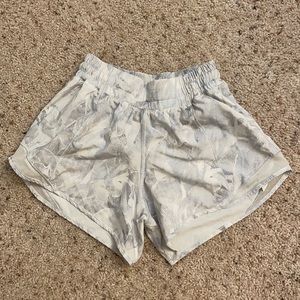 Lulu lemon white running shorts size 6